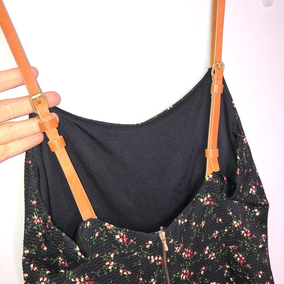 Victoria Beckham Black Floral Print Textured Leather Strap Detail Sheath Dress - Picture 8 of 13